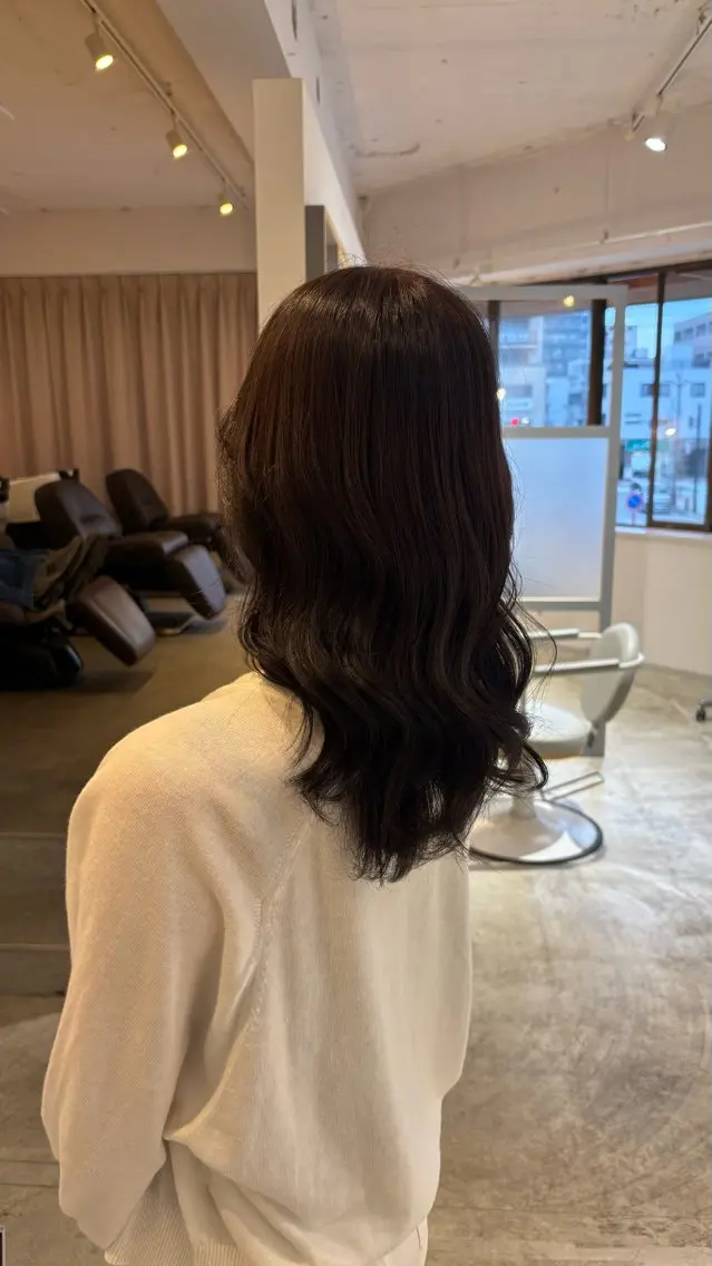 ミディアム カラー ヘアカラー 吉丸 涼花のヘアスタイル