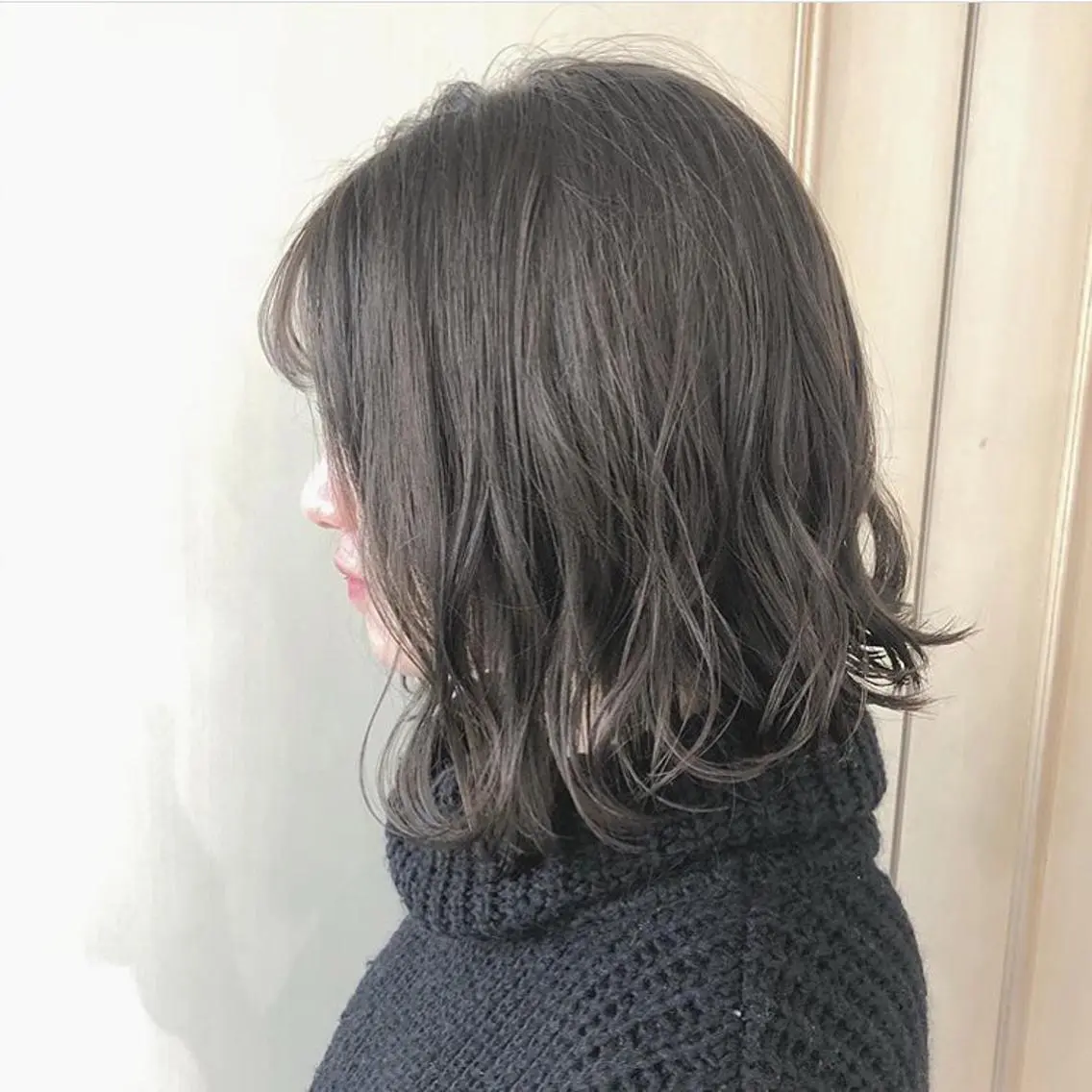 ミディアム カラー TRENCH 相澤 果歩のヘアスタイル