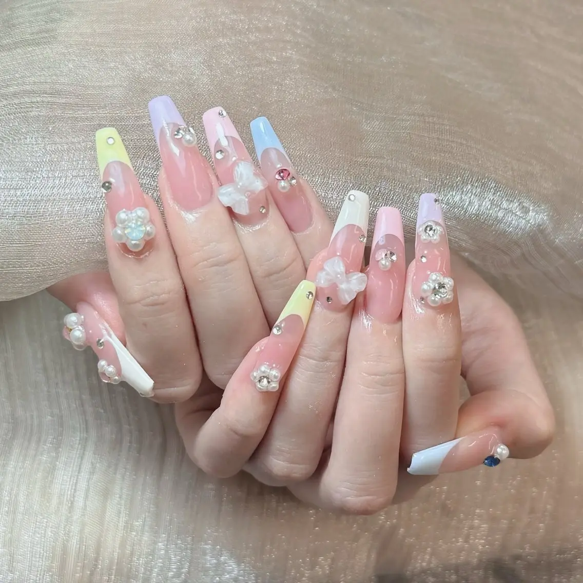 ネイル アートネイル フレンチネイル ジェルネイル 韓国ネイル マグネットネイル ハンドネイル Lenie Nail Okuboのネイルデザイン