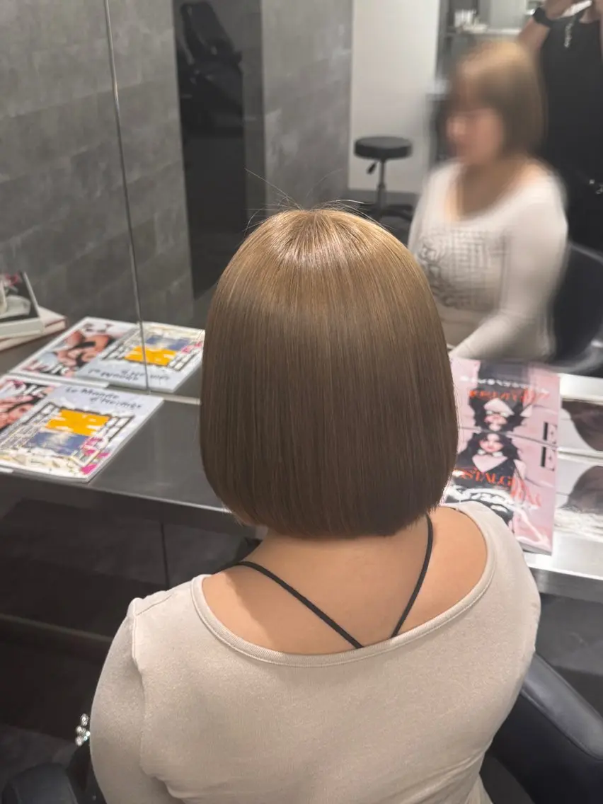 ショート カラー ベージュカラー ダブルカラー ヘーゼル 艶カラー✨／ ゆう🧸🍀のヘアスタイル