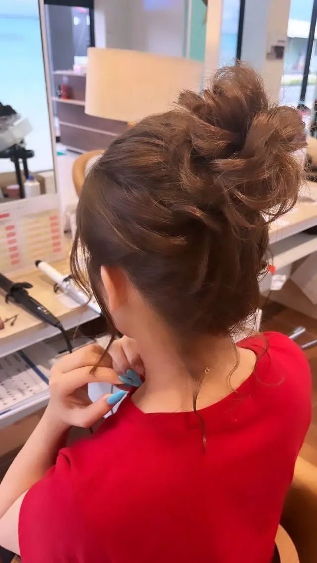 ミディアム ヘアアレンジ 後田 玲奈のヘアスタイル