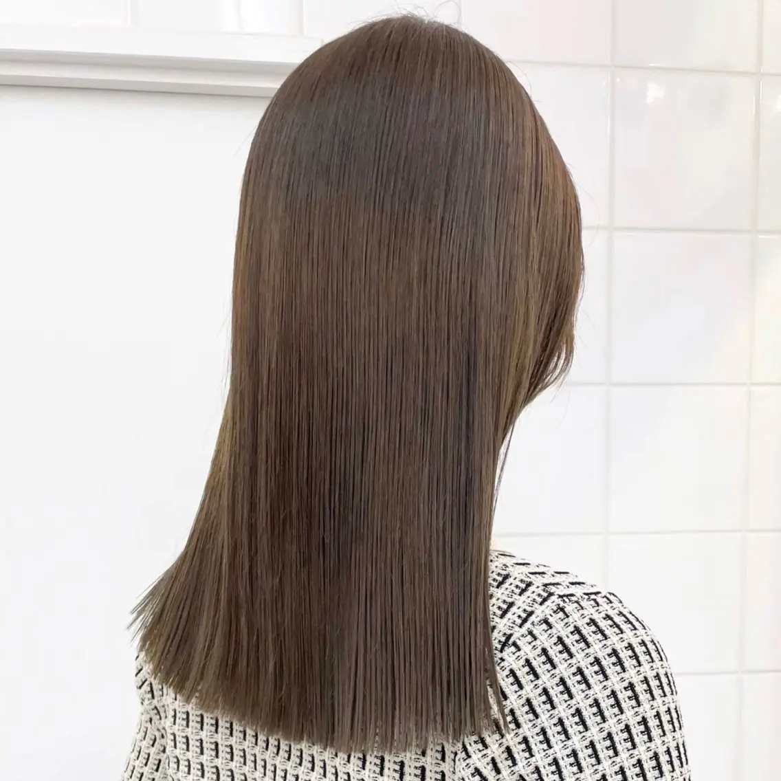 セミロング カラー 縮毛矯正✨/レイヤー /艶カラー✨レオンのヘアスタイル