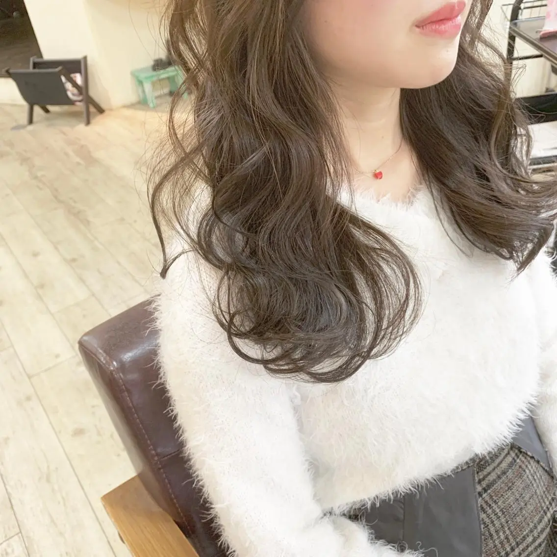 ロング カラー パーマ ヘアアレンジ ネイル マツエク・マツパ 透明感カラー グレージュ ハイライトカラー デート ハイライト ◆感動口コミ/最小顔 理論カット◆森口 峻のヘアスタイル