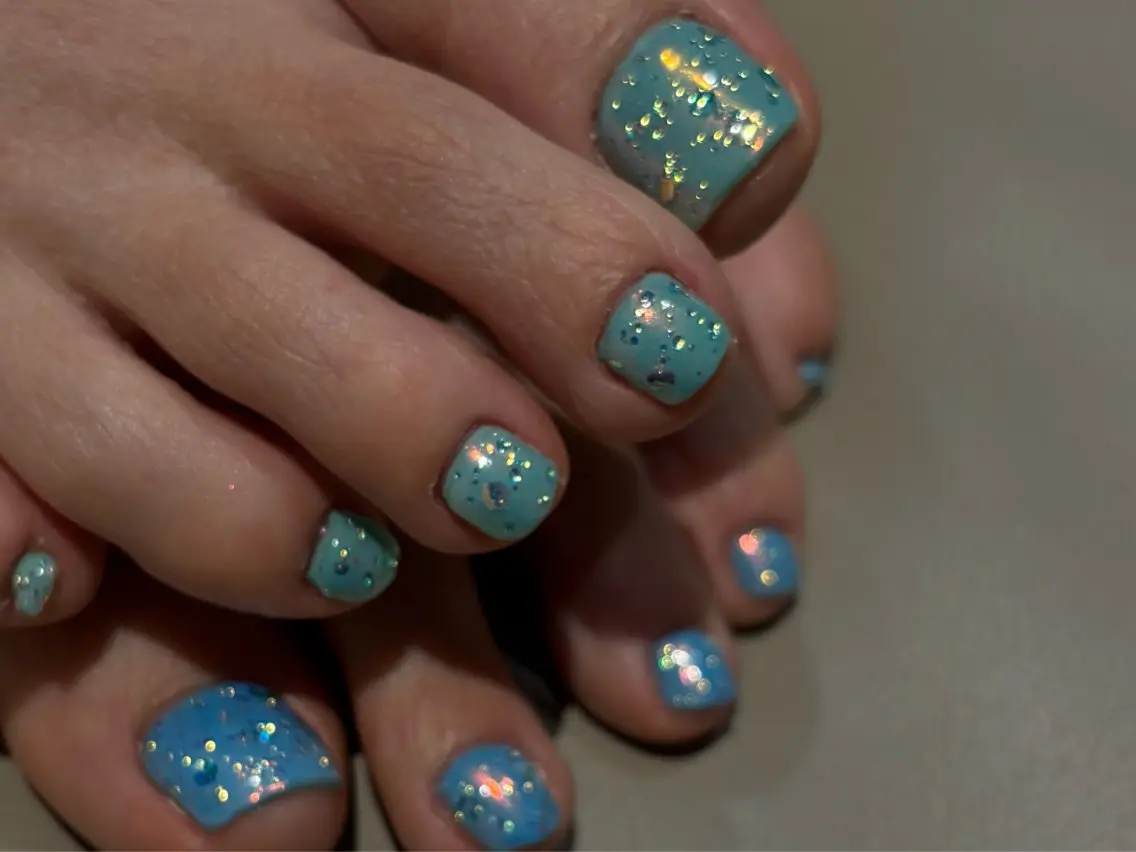 ネイル キラキラネイル ミラーネイル フットネイル lead nail sayakaのネイルデザイン