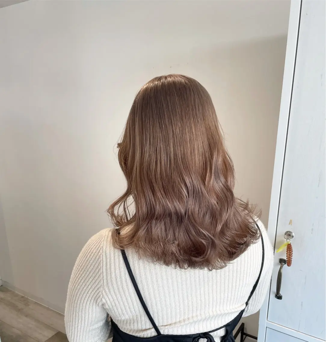 ミディアム 宝塚南口徒歩2分 ルイスのヘアスタイル