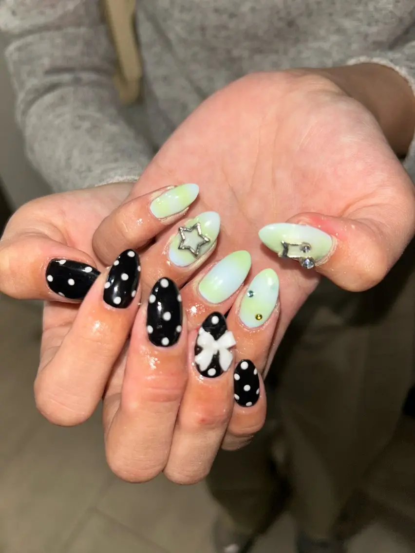 ネイル ドット sakae yurinaのネイルデザイン