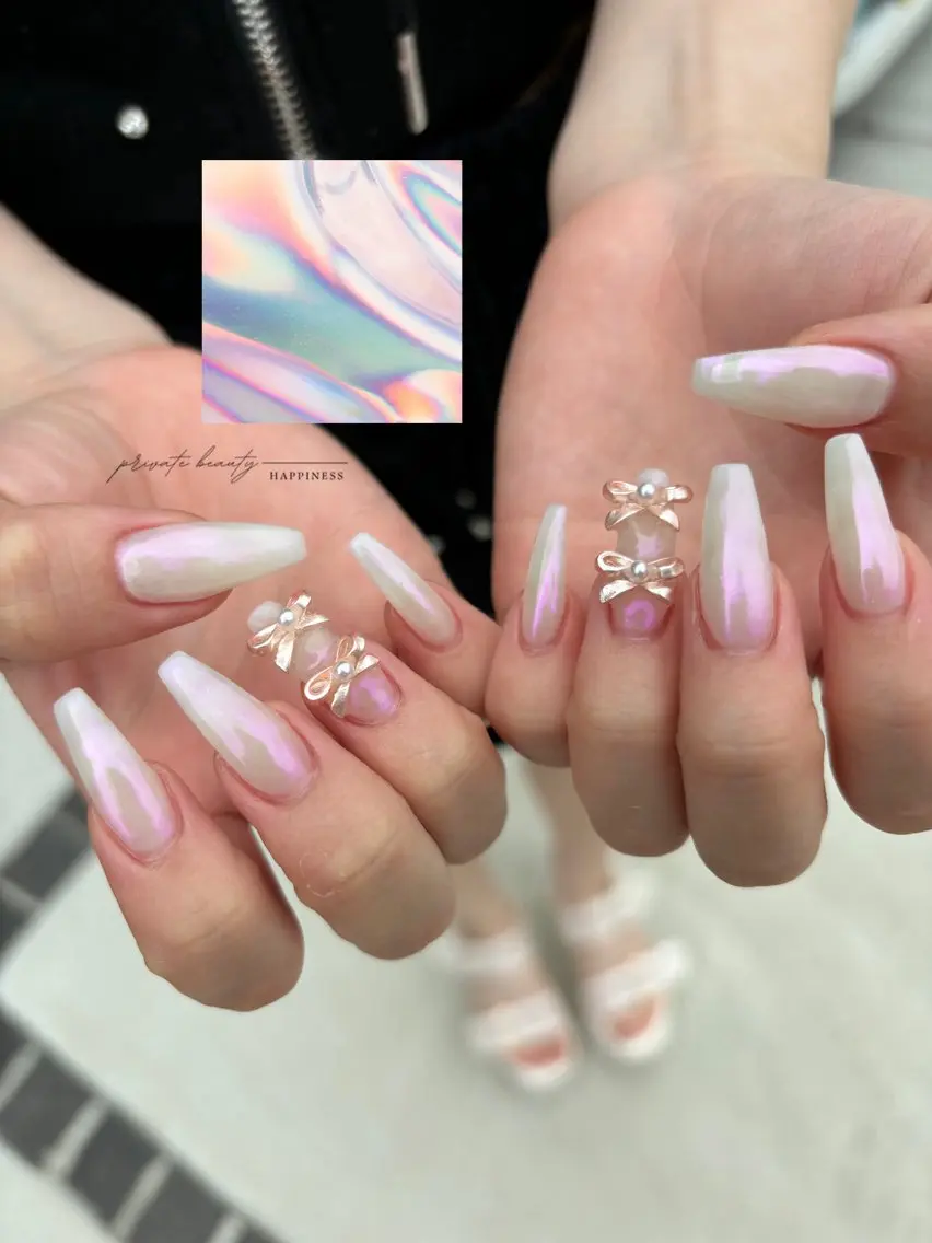 ネイル オーロラネイル 韓国ネイル ワンホンネイル happiness nailのネイルデザイン