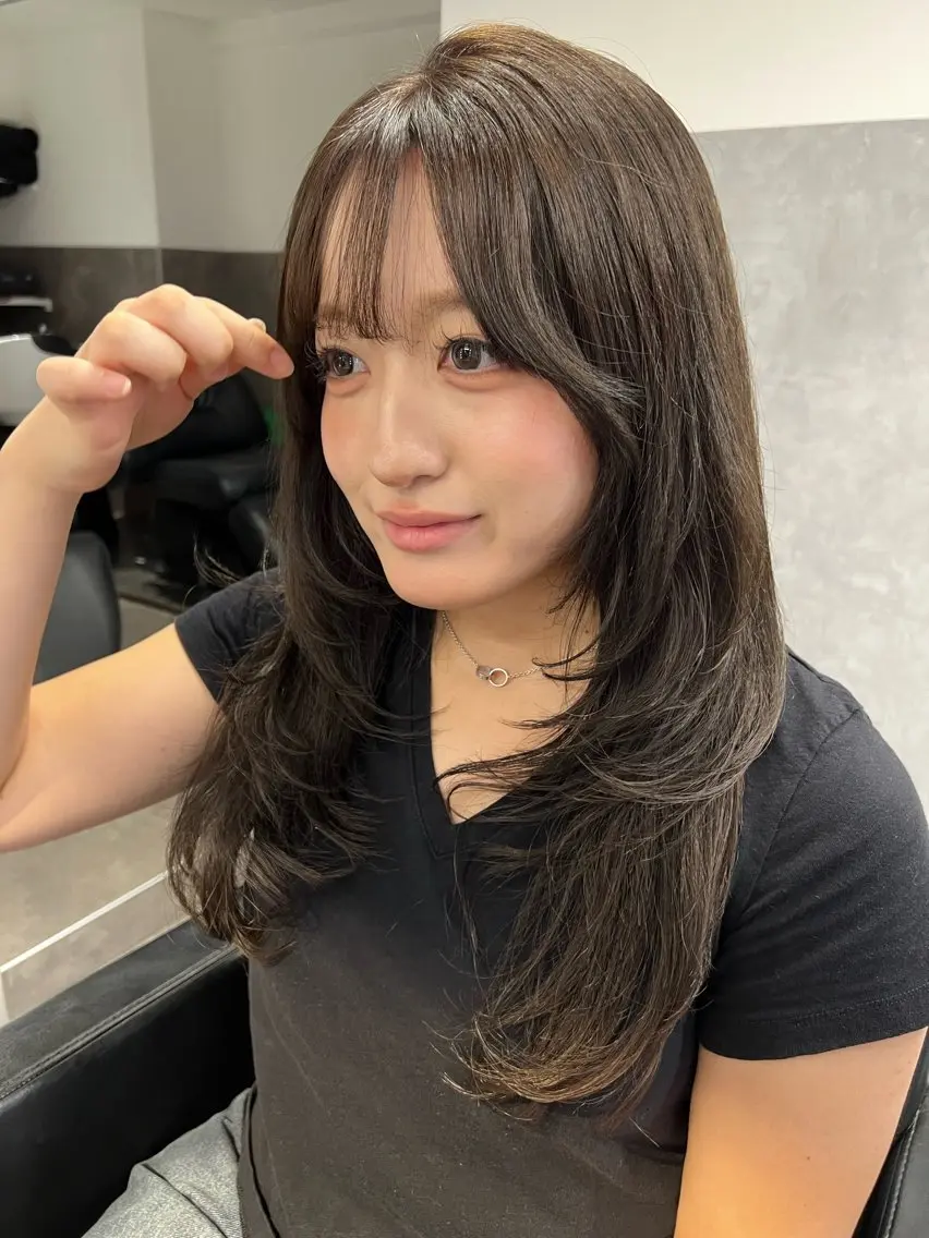 ロング カラー ブリーチ ブリーチなしカラー 顔周りカット レイヤーカット ヘアカラー トリートメント 透明感/レイヤー 🇰🇷tomonaのヘアスタイル