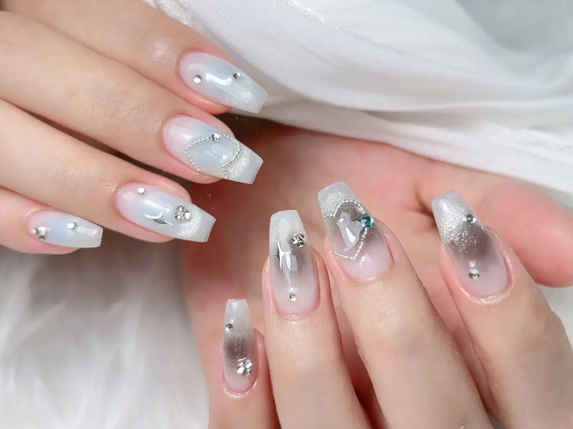 ネイル 🎀Ｍ nails✨ ビューティーのネイルデザイン