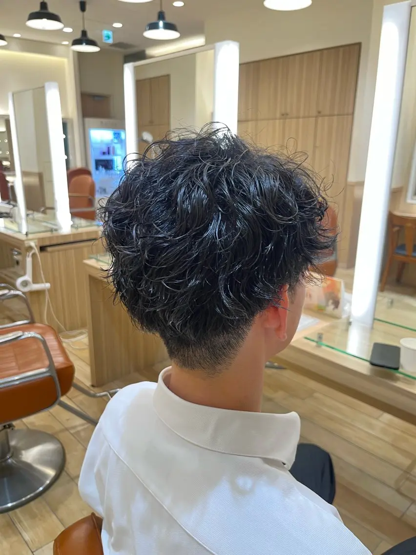 メンズカット+スパイラルパーマ+高保湿トリートメントの写真