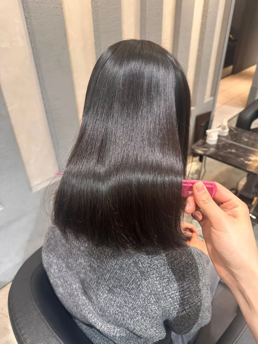 【ポイント縮毛矯正✂️】前髪・顔周りのうねり改善🌿_Point Straightの写真