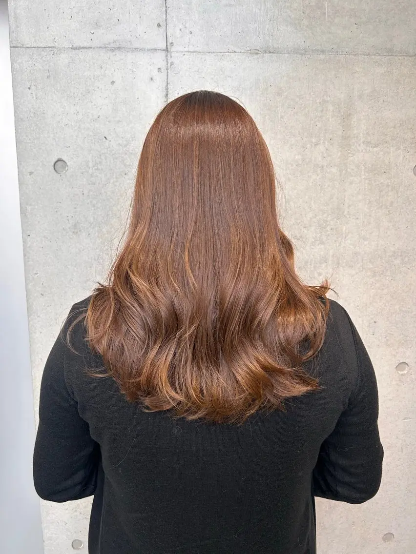 セミロング カラー ベージュカラー ヘアカラー トリートメント 【銀座】艶髪/上品な カラー特化/涼/駅近のヘアスタイル
