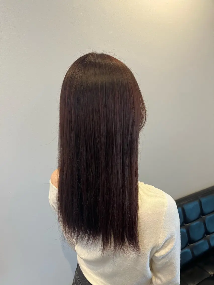 セミロング ヘアカラー 岡野 玲花のヘアスタイル