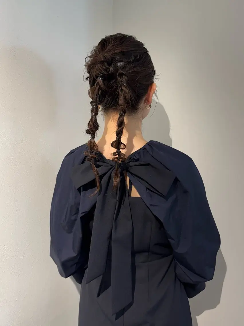 ロング カラー ヘアアレンジ ヘアセット mina 🌷のヘアスタイル