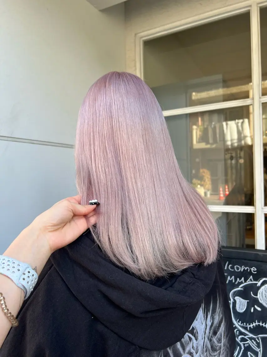 ロング カラー ヘアカラー トリートメント ワタナベ モカ🦢ダブルカラーのヘアスタイル