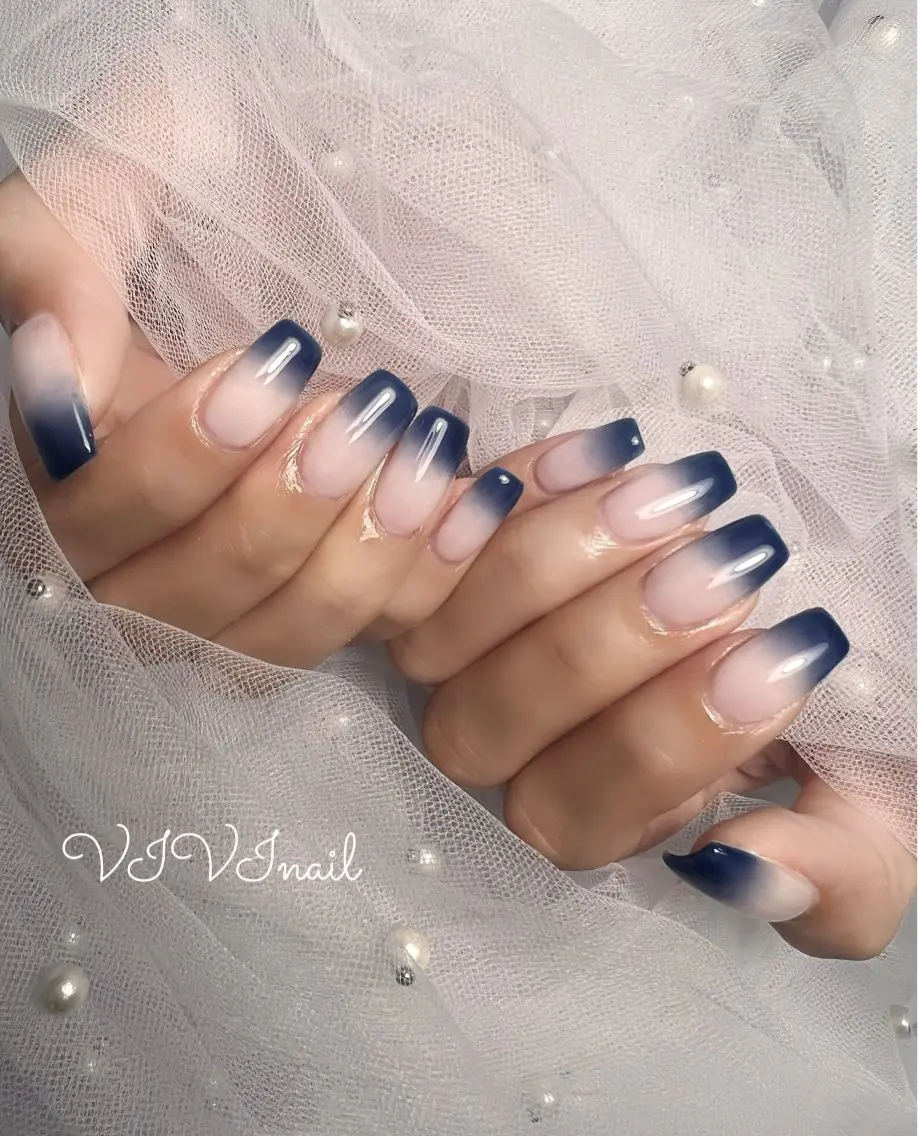 ネイル グラデーション ハンドネイル vivi nailのネイルデザイン