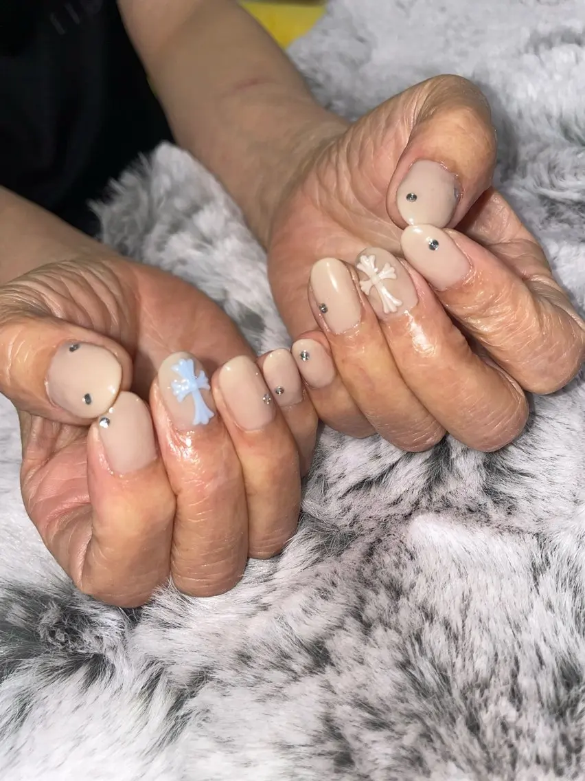 ネイル ハンドネイル Mumu眉毛,ネイル モデル募集中🪄のネイルデザイン