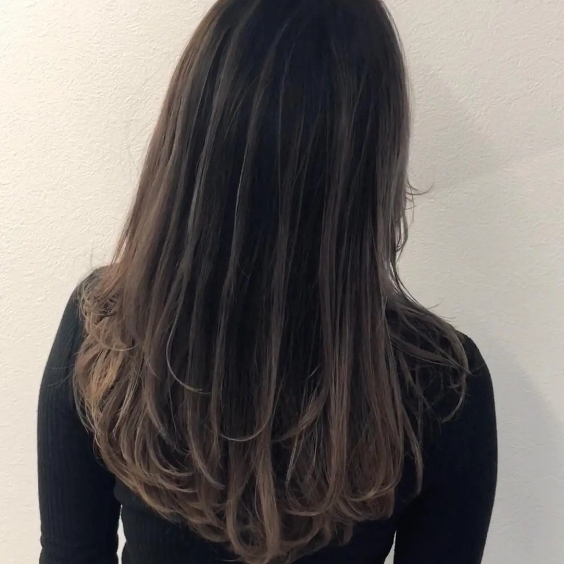 セミロング カラー ヘアアレンジ ショートボブ シールエクステ バレイヤージュ デザインカラー ハイライトカラー アンドウ ユウ/ レイヤーカット/韓国のヘアスタイル