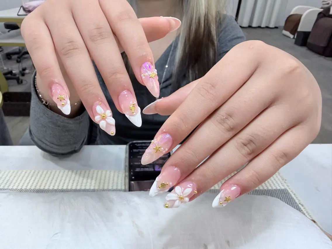 ネイル ハンドネイル ハンドケア Sachi Nail上野のネイルデザイン
