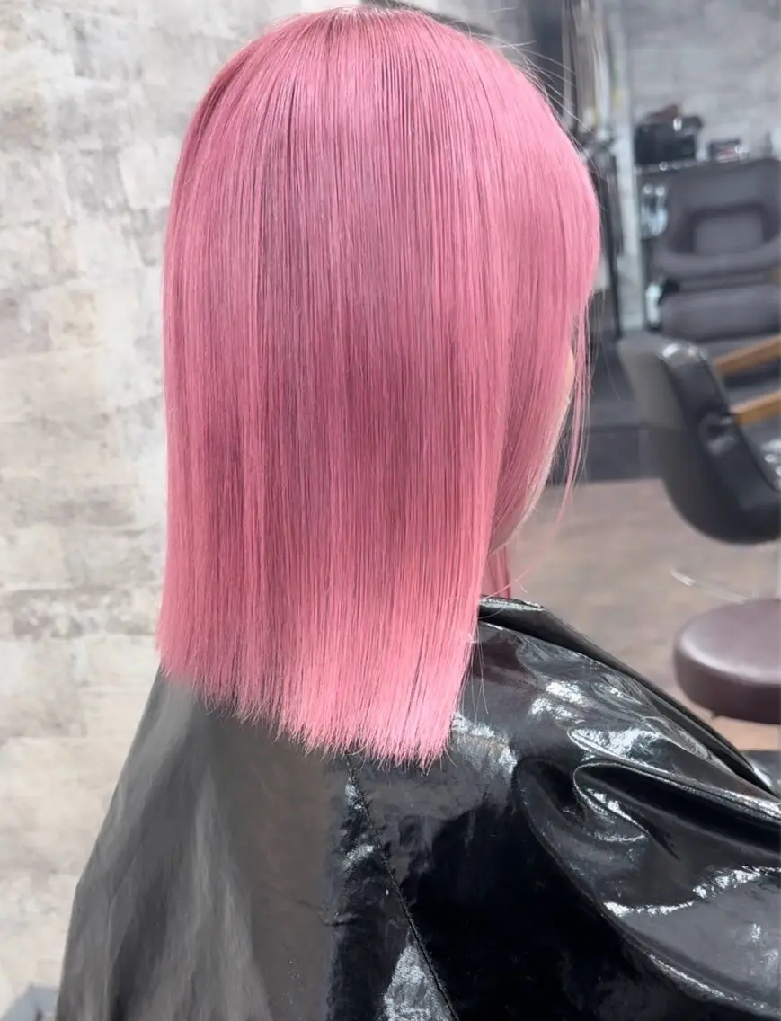 ミディアム ヘアカラー ⚡️ エマ🥑のヘアスタイル