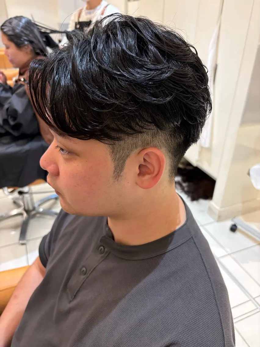 メンズ フェザーパーマ メンズパーマ カット パーマ メンズ/パーマ/ Shimoji🦦のヘアスタイル