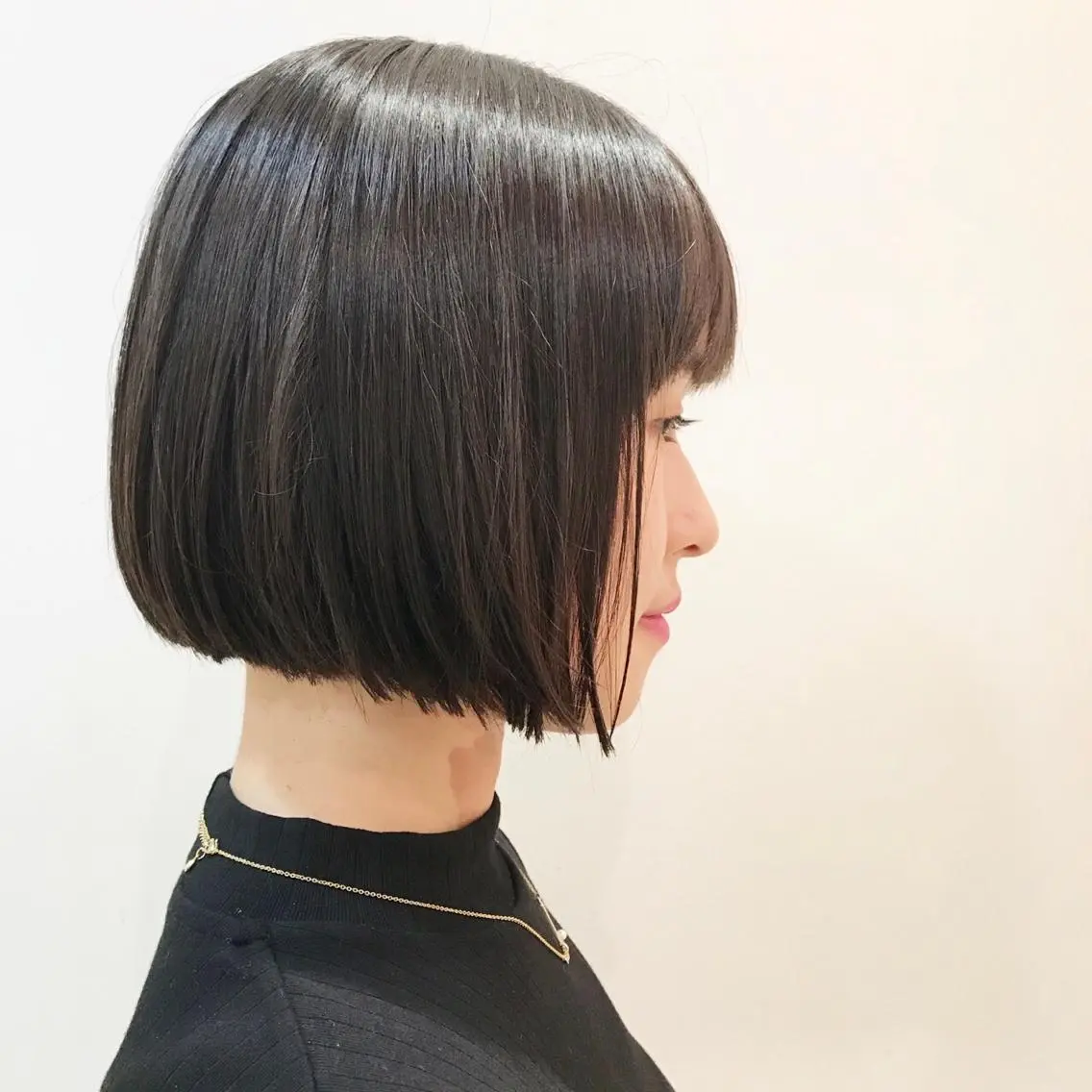 ショート カラー ボブ マツオカ ケンシロウのヘアスタイル