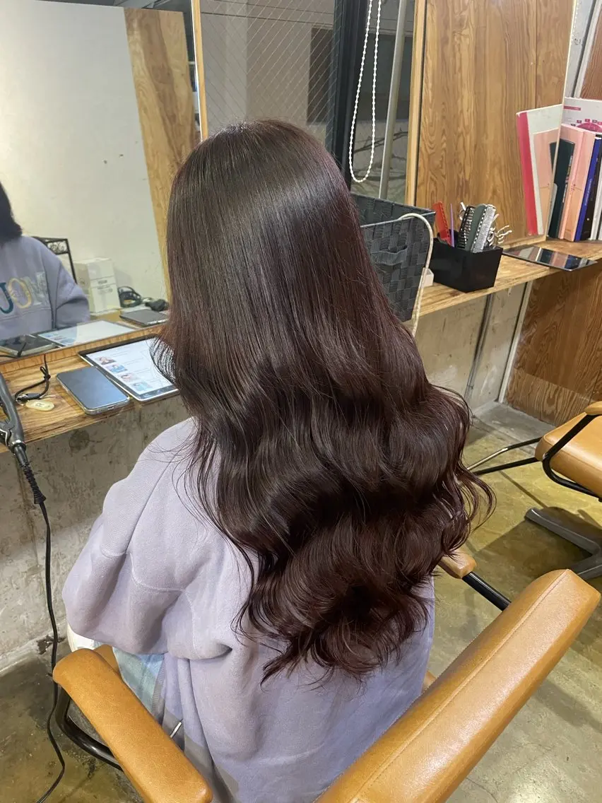 ロング ヘアカラー トリートメント ふかたさや🌟 艶感カラー🌟のヘアスタイル