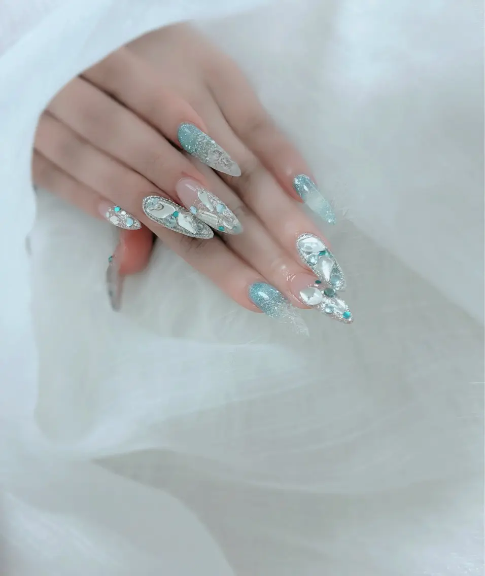 ネイル ハンドネイル ESPOIR Ｎのネイルデザイン