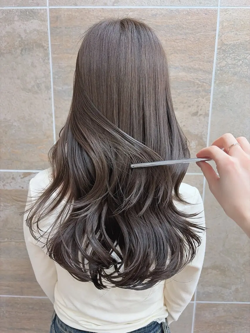 セミロング カラー パーマ 透明感カラー グレージュ カット ヘアカラー トリートメント 《柔らかhair𓍯 》木村美姫のヘアスタイル
