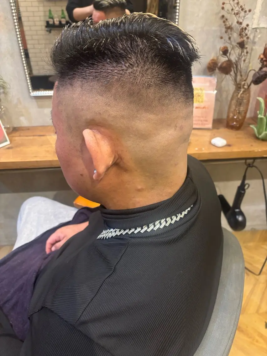 メンズ フェードカット アシスタント YASUTOのヘアスタイル