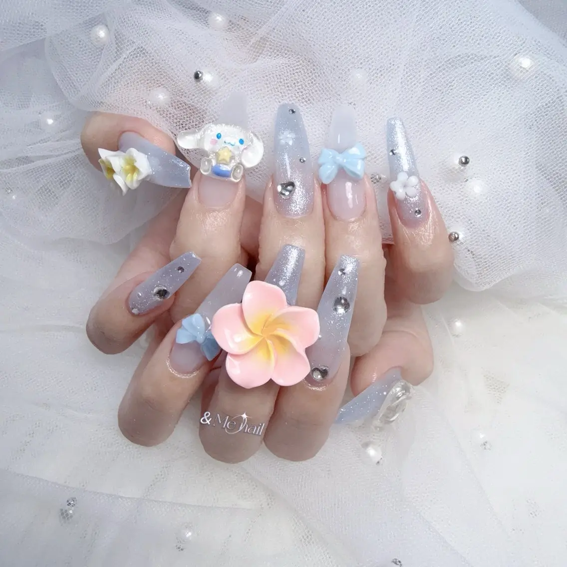 ネイル ハンドネイル &ME タカのネイルデザイン
