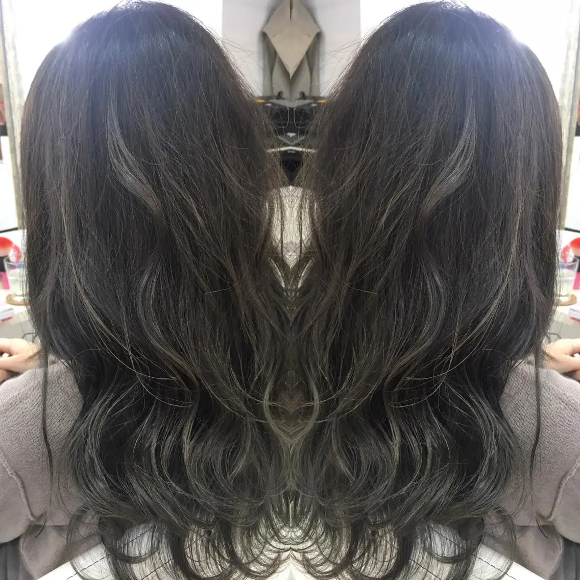 セミロング ロング カラー 髪質改善 中川 翔のヘアスタイル