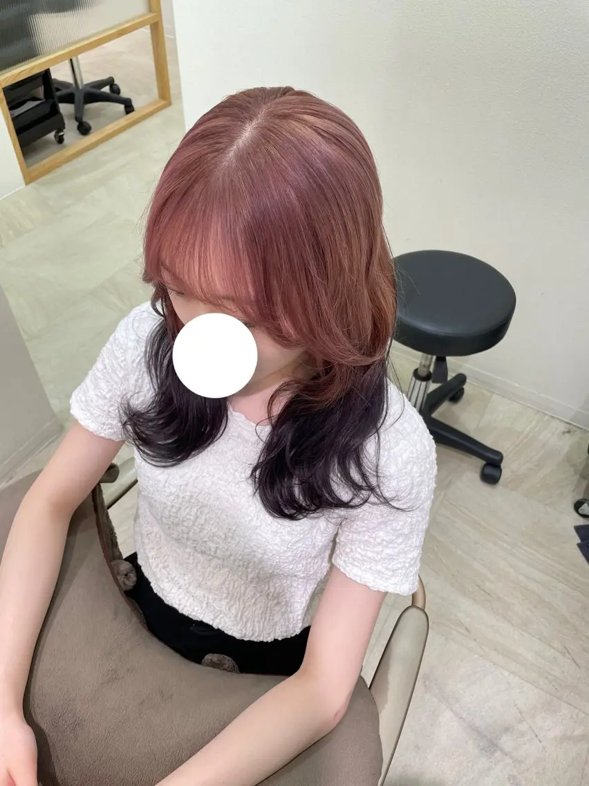 ミディアム カラー ベージュカラー ダークシルバー グラデーションカラー ピンクカラー ピンクベージュ カット ヘアカラー 田中 郁也のヘアスタイル