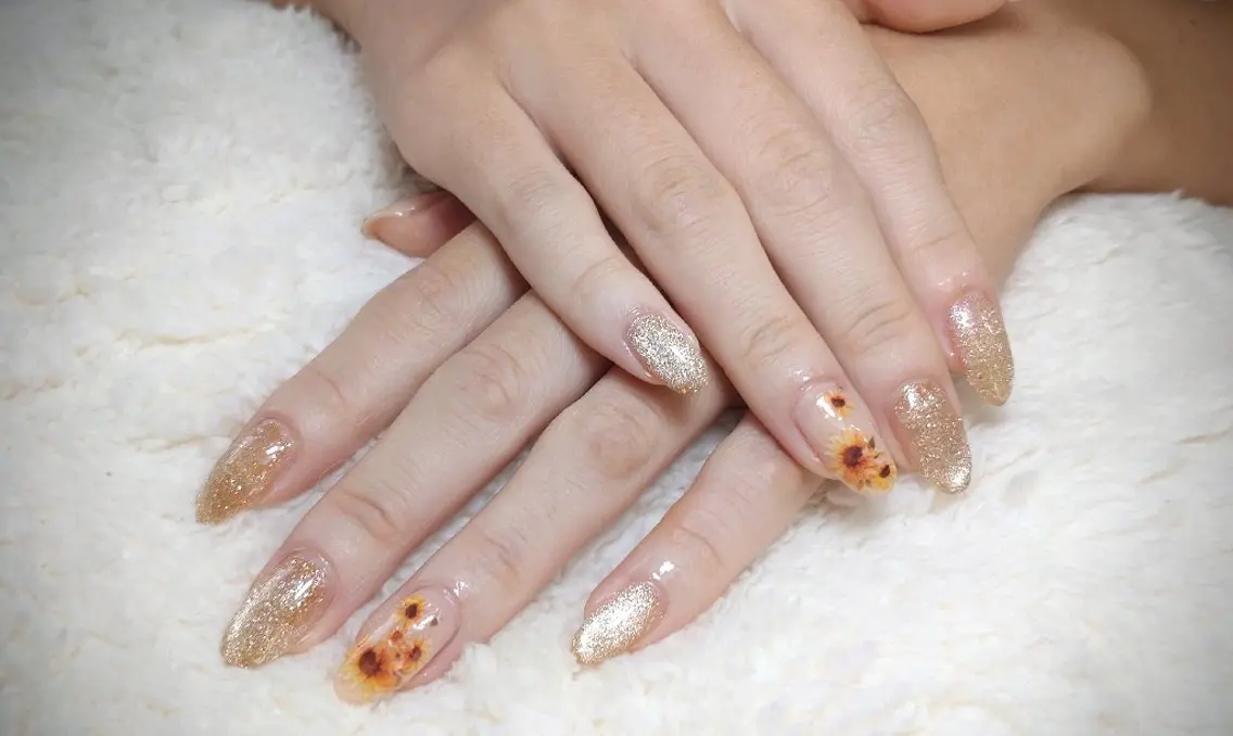 ネイル ハンドネイル フットネイル Nailsalon Latteのネイルデザイン