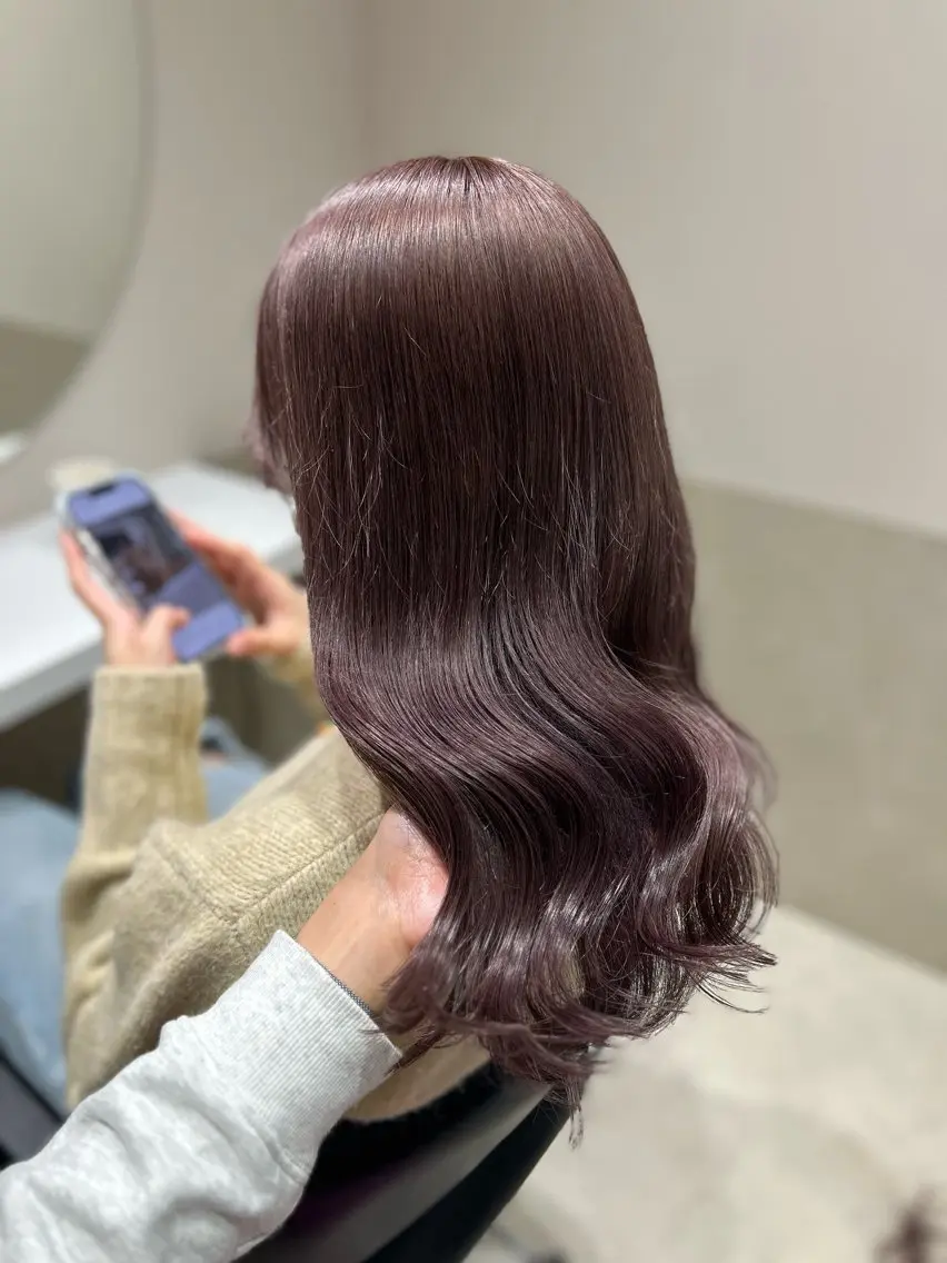セミロング カラー ヘアアレンジ ヘアカラー トリートメント mai🍑暖色カラー /レイヤー💖のヘアスタイル