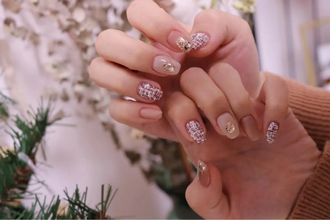 ネイル オーロラネイル 長さ出し ジェルネイル 韓国ネイル 持ち込み ハンドネイル MH Nailのネイルデザイン