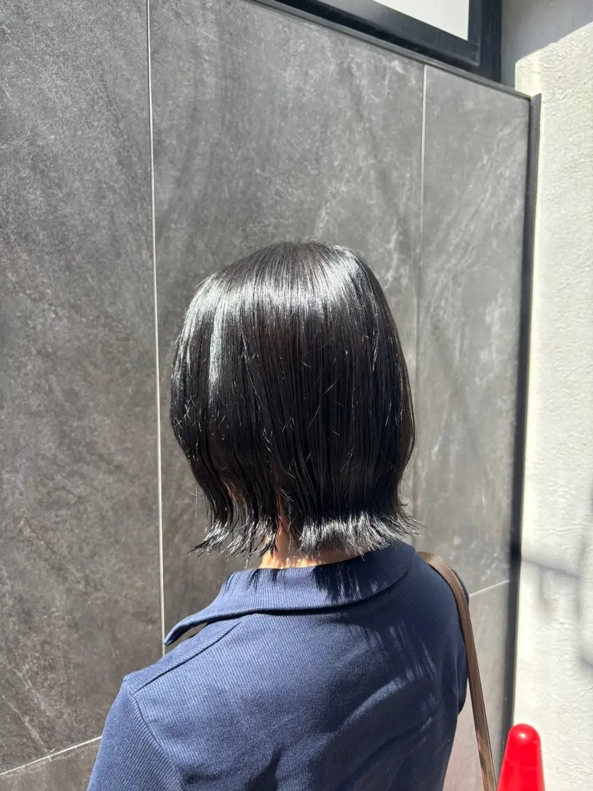 ショート カラー 透明感カラー ボブ くびれヘア レイヤーカット 外ハネヘア 石原 望来のヘアスタイル