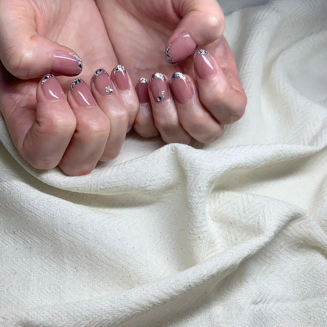 ネイル フレンチネイル ガラスフレンチ nailsalon ＊hwa-hwa＊のネイルデザイン