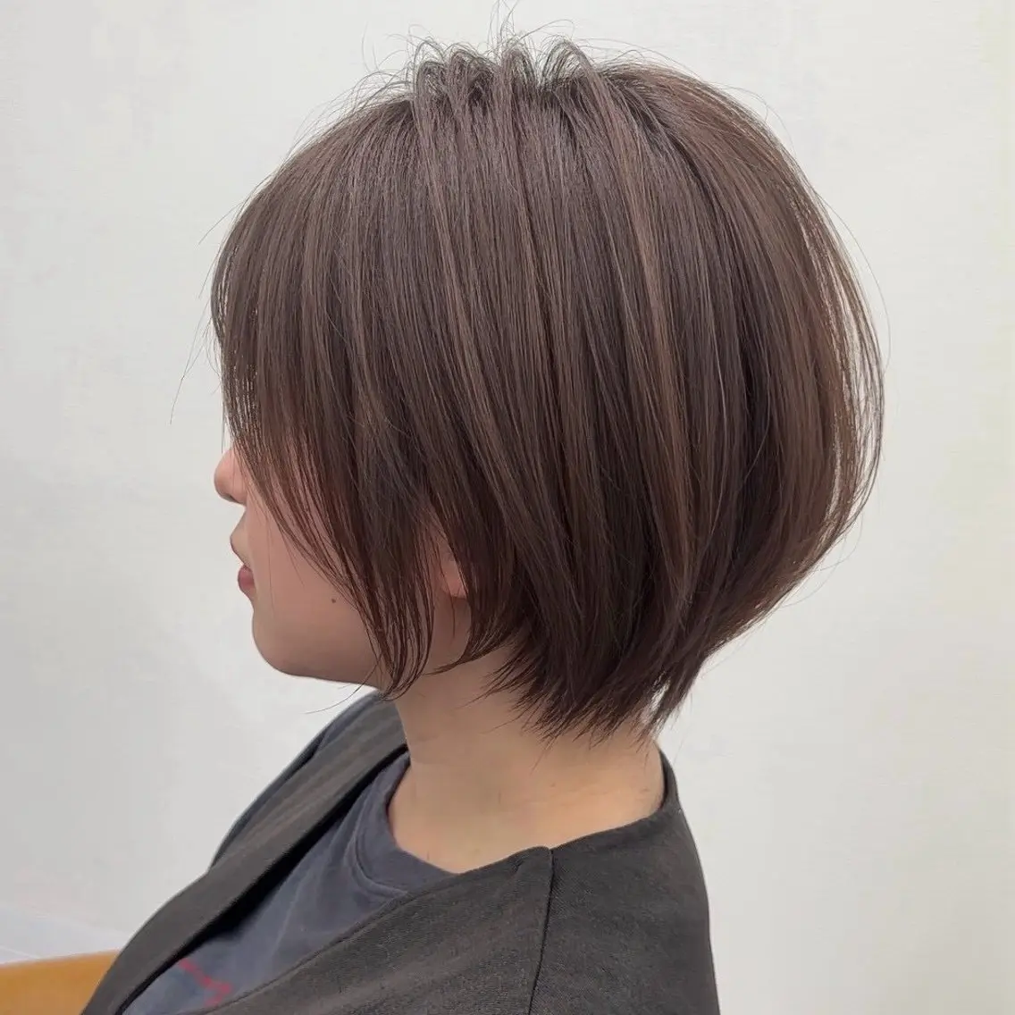 ショート カラー ヘアアレンジ 内大久保 列夏のヘアスタイル