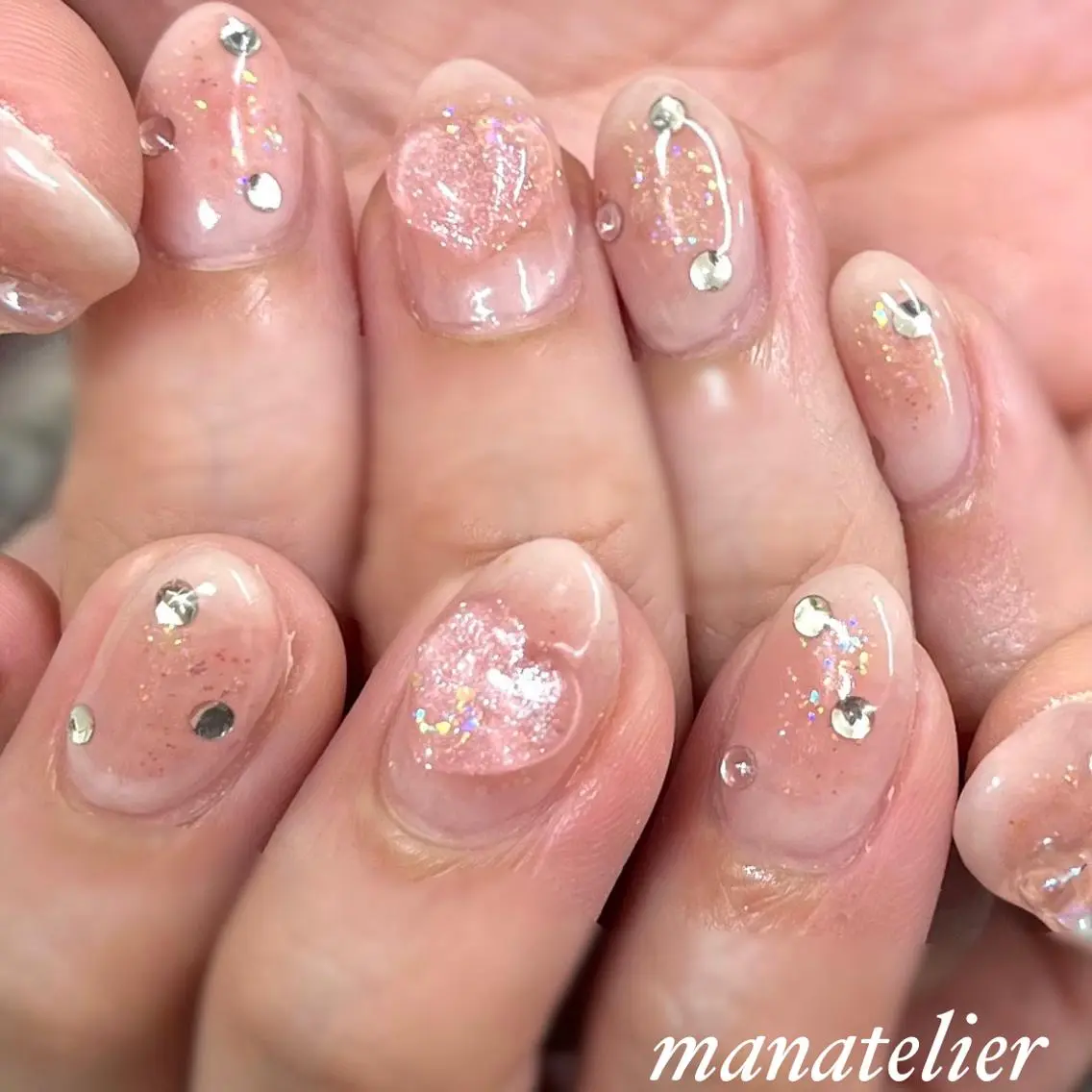 ネイル チークネイル ハート ハンドネイル manatelier マナトリエのネイルデザイン