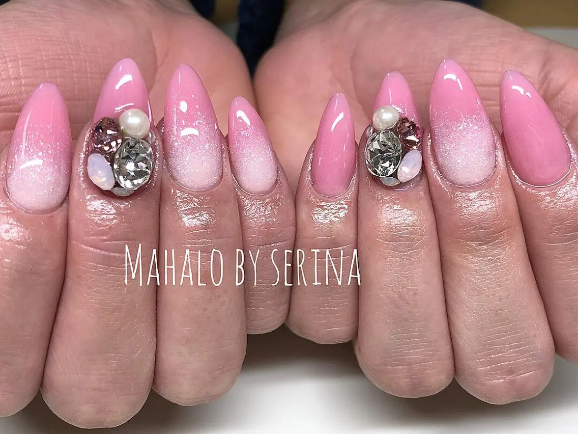 セミロング カラー ネイル SUNNY BAE. SERINAのネイルデザイン