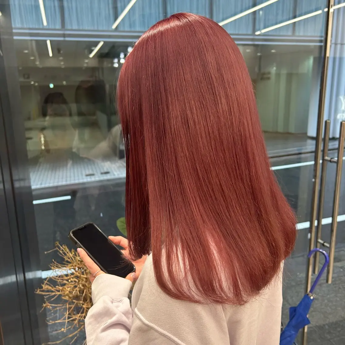 ロング カラー 髪質改善⌇透明感 カラー⌇川上葵のヘアスタイル
