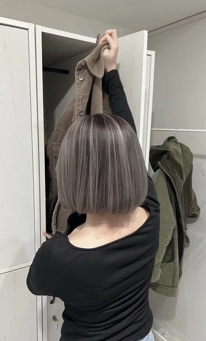 ショート カラー バレイヤージュ グレージュ レイヤーカット 指名数No.1 /NAOYAのヘアスタイル