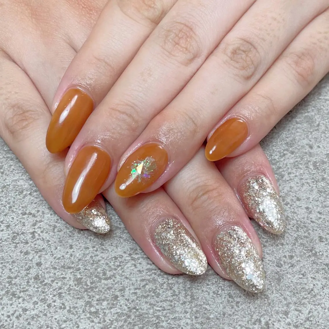 ネイル ハンドネイル nailroom DIASOMNIAのネイルデザイン