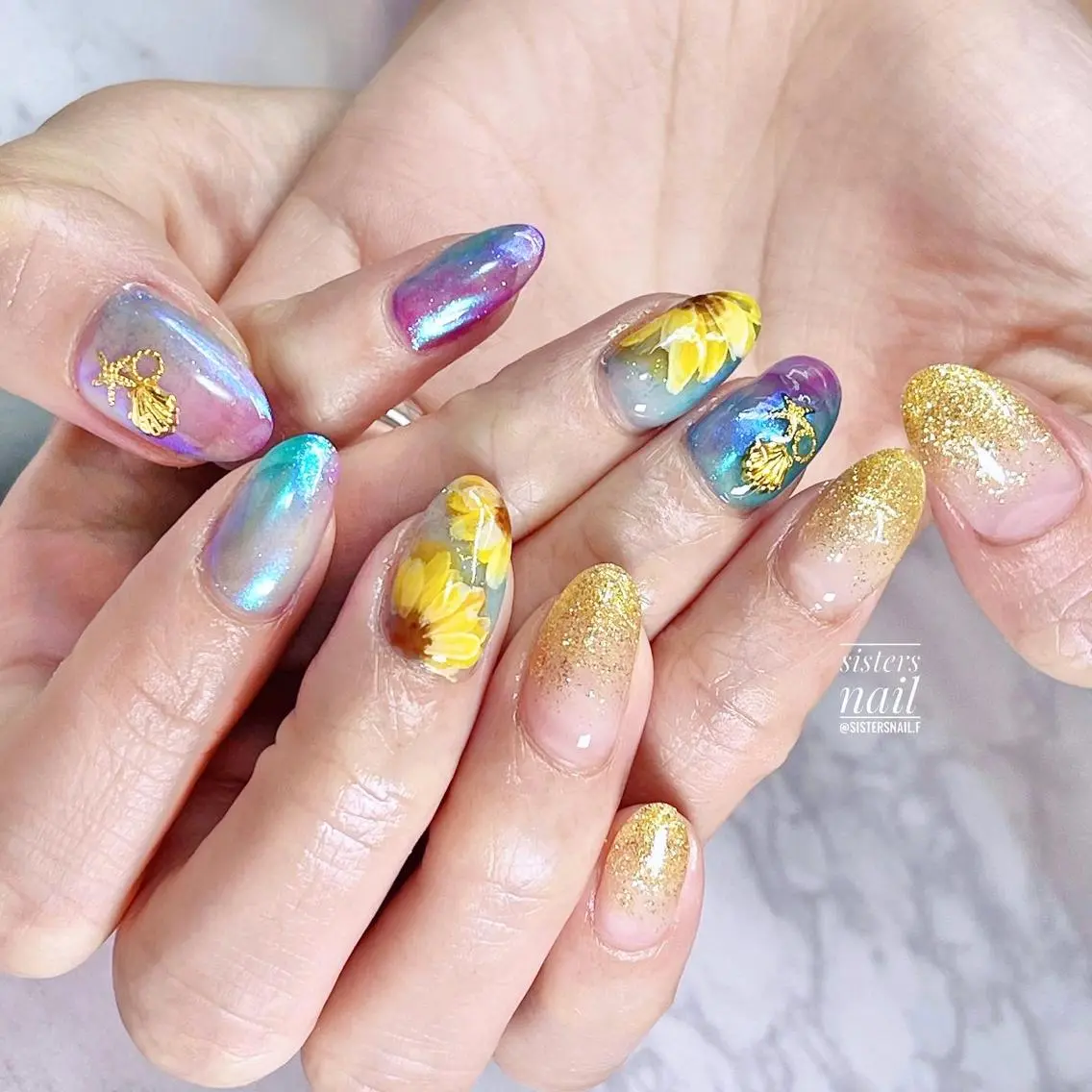 ネイル アートネイル オーロラネイル グラデーション 氷ネイル・うるうるネイル キラキラネイル sisters nail.fのネイルデザイン