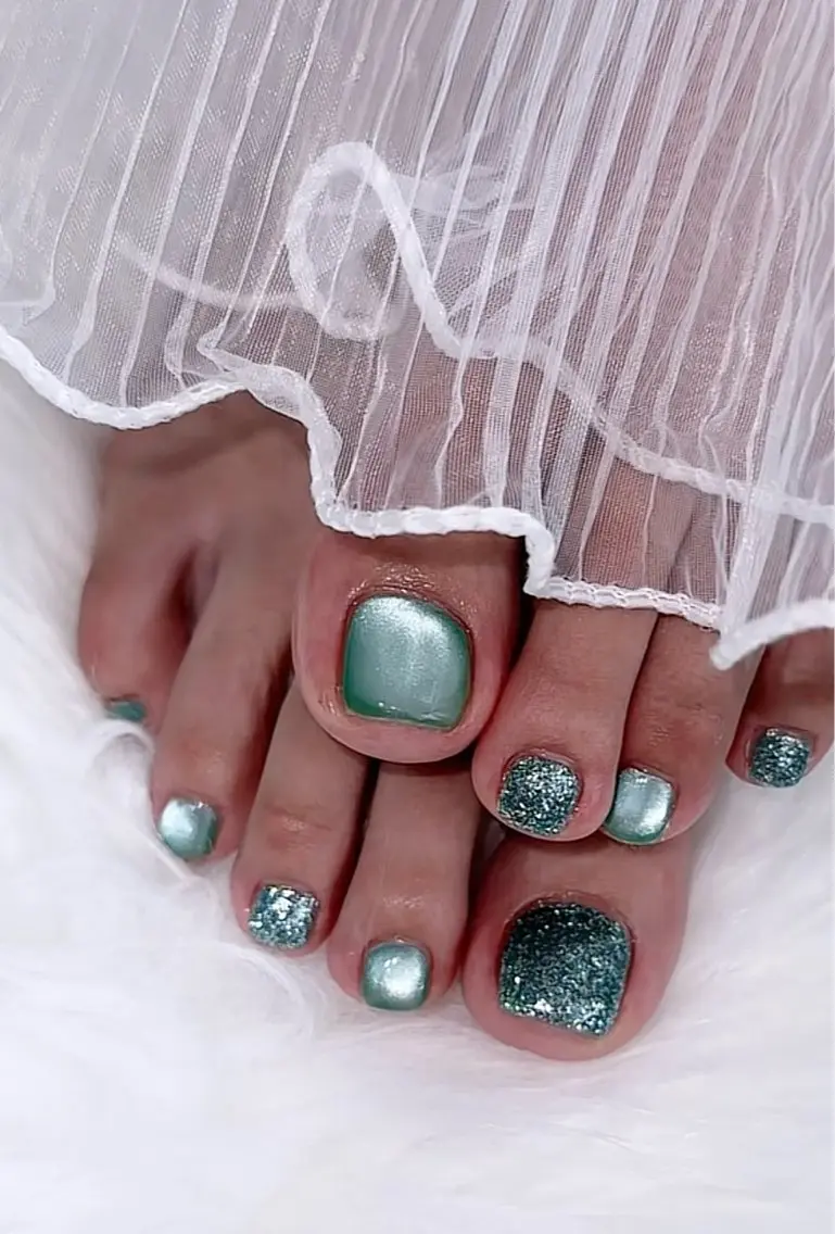 ネイル フレンチネイル ジェルネイル ガラスフレンチ グラデーション マグネットネイル Queeens nailのネイルデザイン