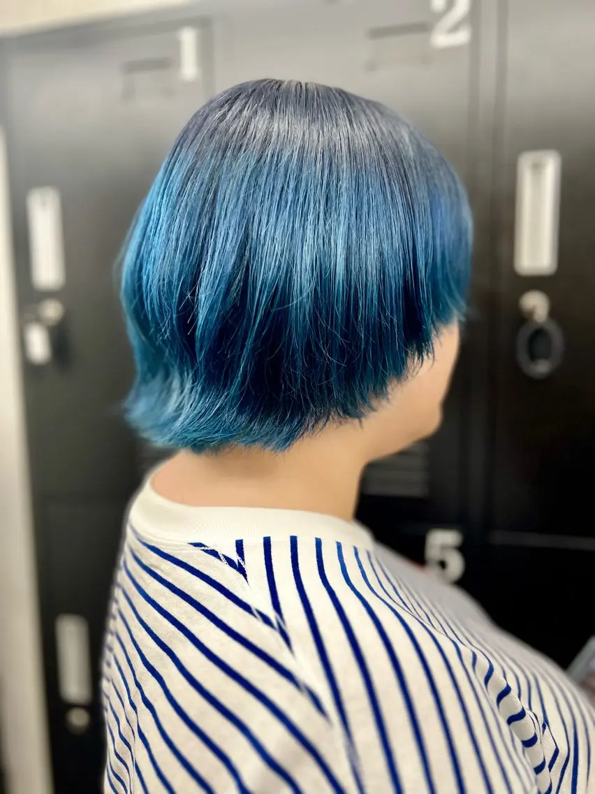ミディアム カラー ブルーカラー カット ヘアカラー 透明感カラー特化🫧 🦋栗原🦋のヘアスタイル