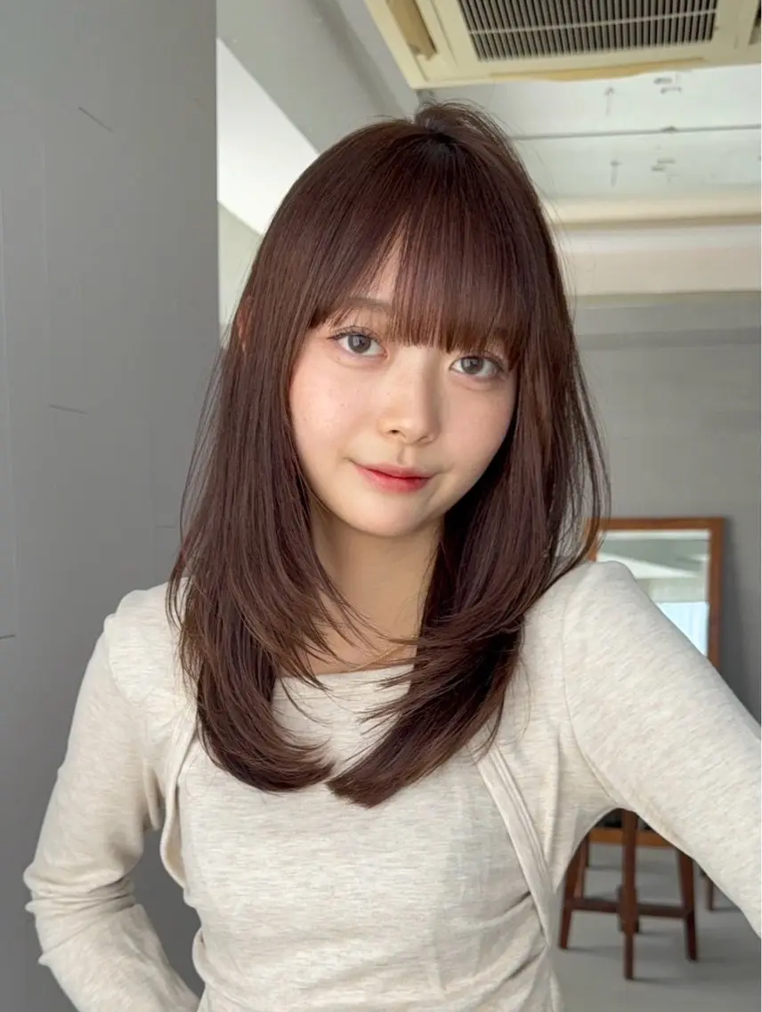 セミロング レイヤー特化/ 渋谷 りむのヘアスタイル