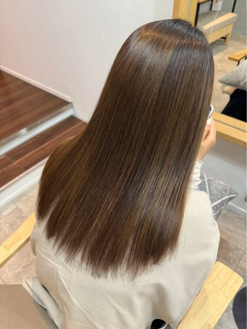 髪質改善ストレート・縮毛矯正(カット込み)の写真
