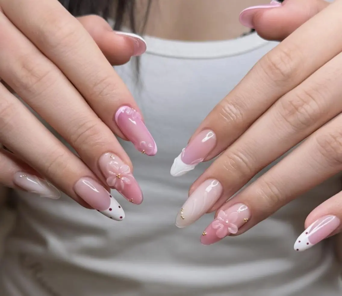 ネイル ハンドネイル 🎀 NaNa_nailのネイルデザイン